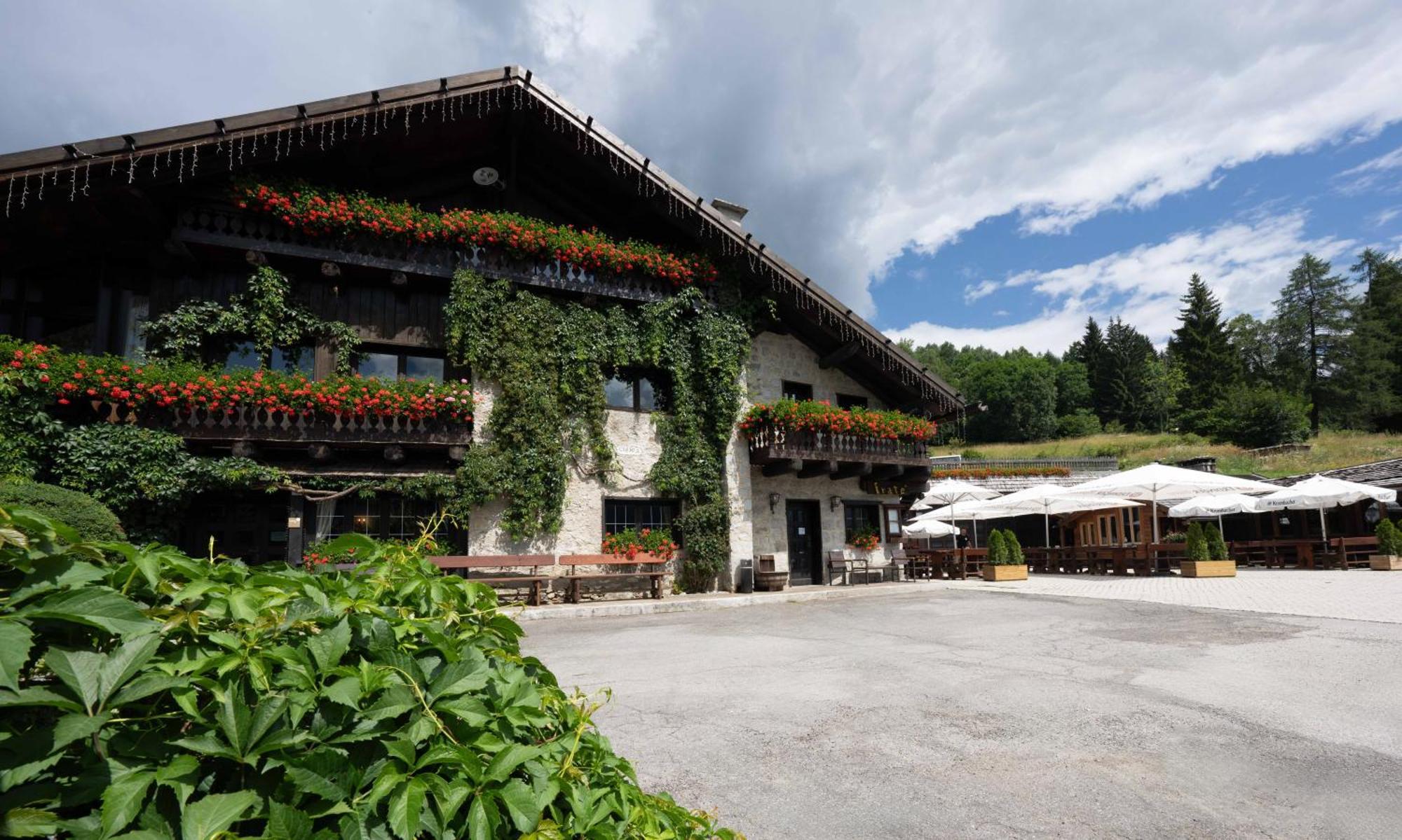 Albergo Ristorante Al Frate Da Streza Мадона ди Кампильо Екстериор снимка